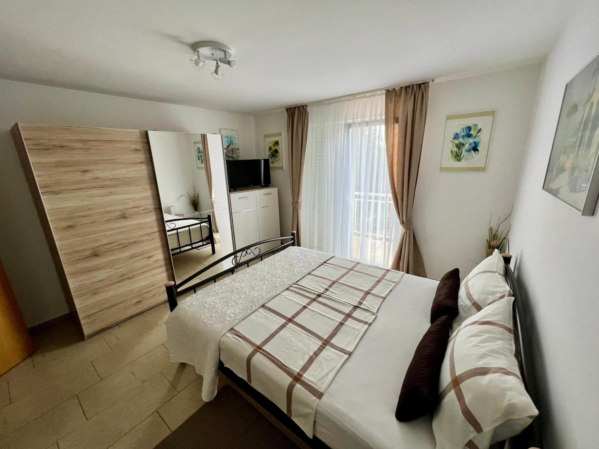 Apartmani Fortuna ルンバルダ エクステリア 写真