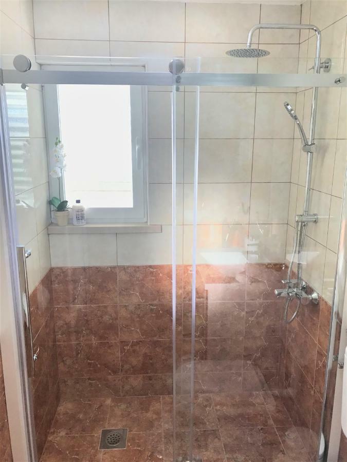 Apartmani Fortuna ルンバルダ エクステリア 写真