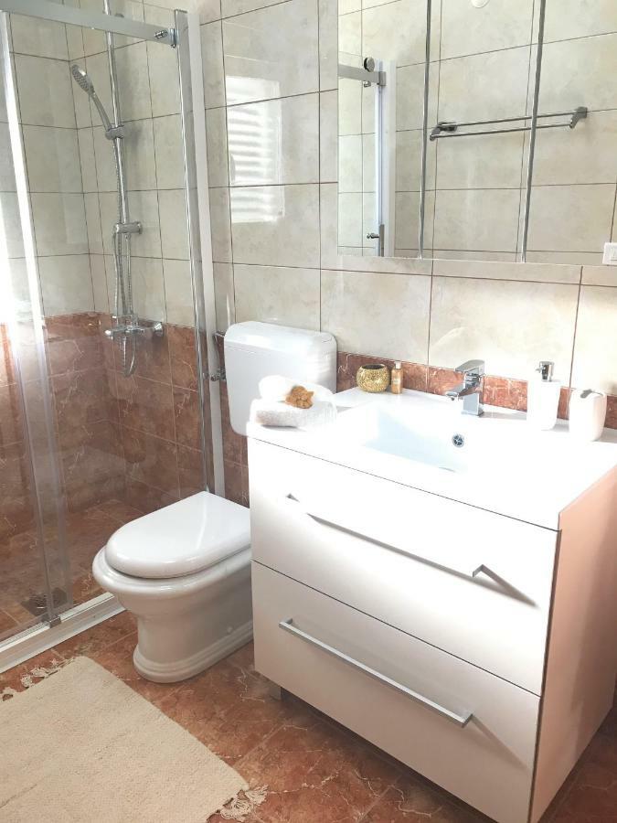 Apartmani Fortuna ルンバルダ エクステリア 写真