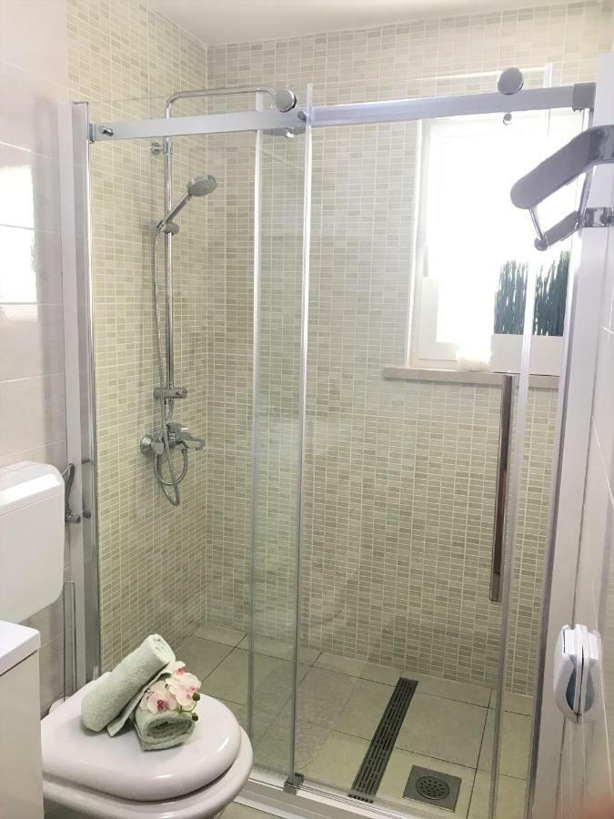 Apartmani Fortuna ルンバルダ エクステリア 写真